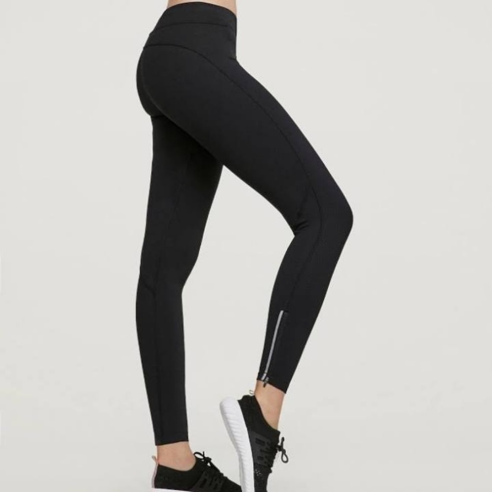 Oysho black leggings zipper detail EUC Zara